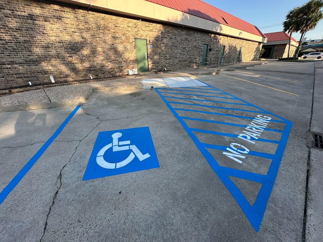 Parking lot pressure washing and striping in Galveston, TX